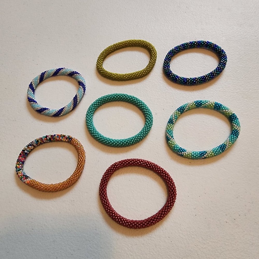 Sashka Co. Glass Bead Handmade Roll-on Bracelets (Group 4)
